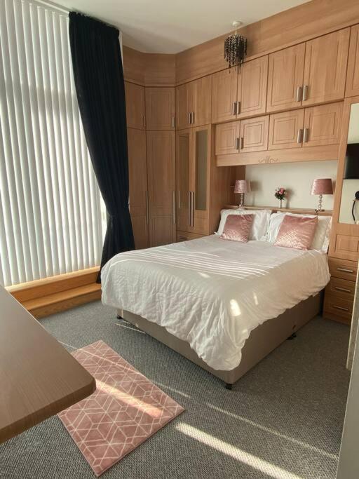 3 Bedroom Penthouse Apartment In 란 외부 사진