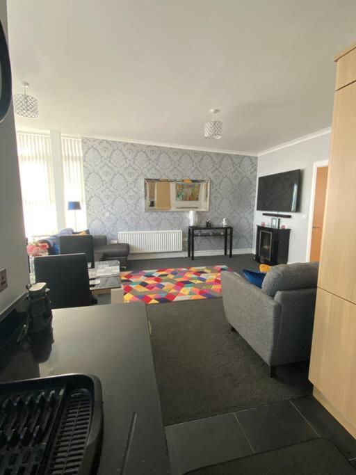 3 Bedroom Penthouse Apartment In 란 외부 사진
