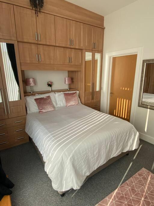 3 Bedroom Penthouse Apartment In 란 외부 사진